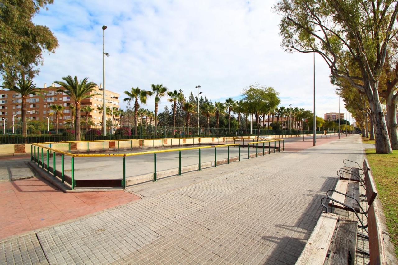 Global Properties, Los Claveles - Practico Apartamento Con Wifi En Sagunto Exterior foto